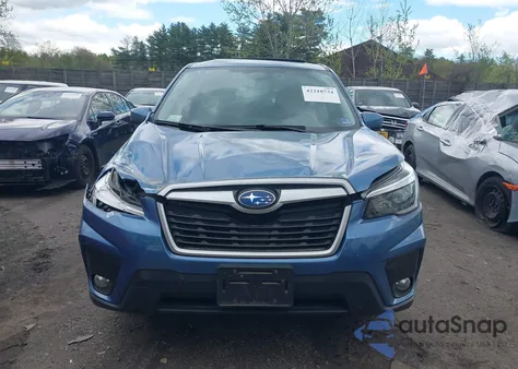 2021 Subaru Forester Premium z USA, uszkodzony, nr VIN JF2SKAJC5MH436675